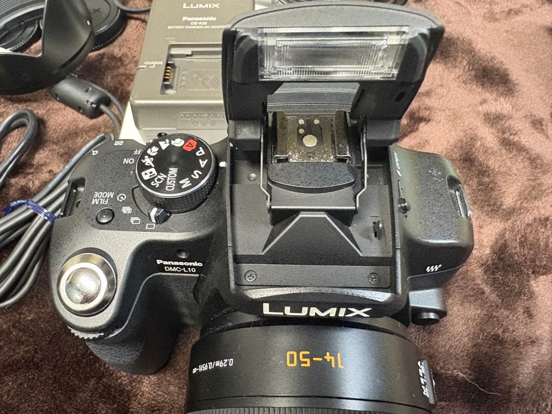 LUMIX DMC-L10レンズキット　中古美品　値下げしました！