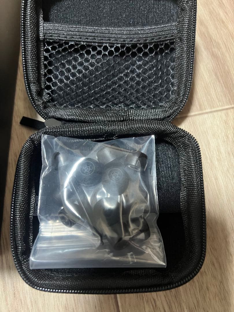 【極美品】ゼンハイザー イヤホン IE 300